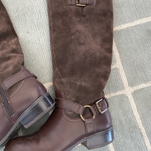 Riding boots look descriptions - Picture 2 of 5